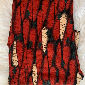 New! Women’s Lularoe carrot 🥕 leggings OS